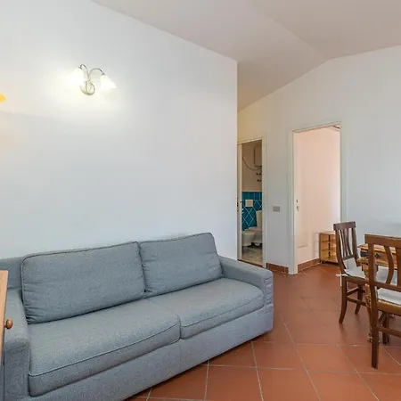 Apartamento Appartamenti Erica Golfo Aranci