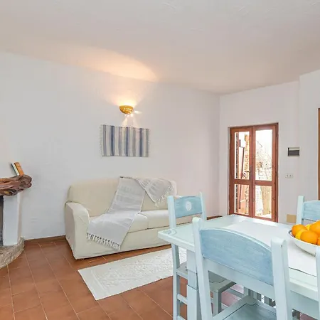 Erica Piano Terra & Erica Primo Piano * Golfo Aranci