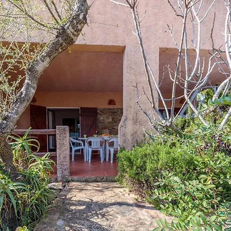 Erica Piano Terra & Erica Primo Piano Golfo Aranci